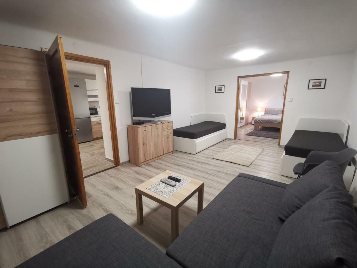 Szent Erzsébet Apartmanház Kecskemét Kültér fotó